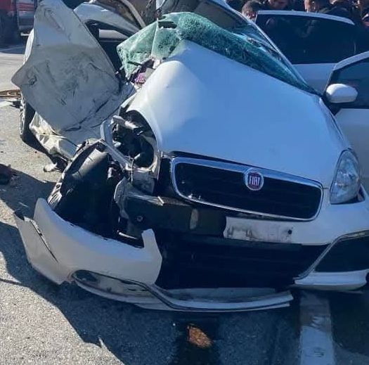 Tirebolu-Doğankent kara yolunun Örenkaya köyü mevkiinde trafik kazası